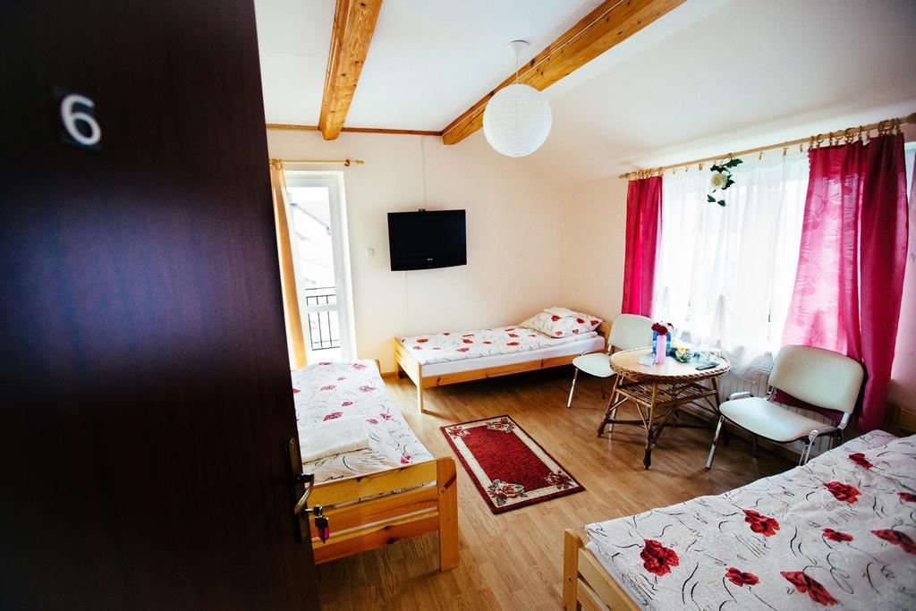 Tanie Noclegi 2 Kielce Kültér fotó